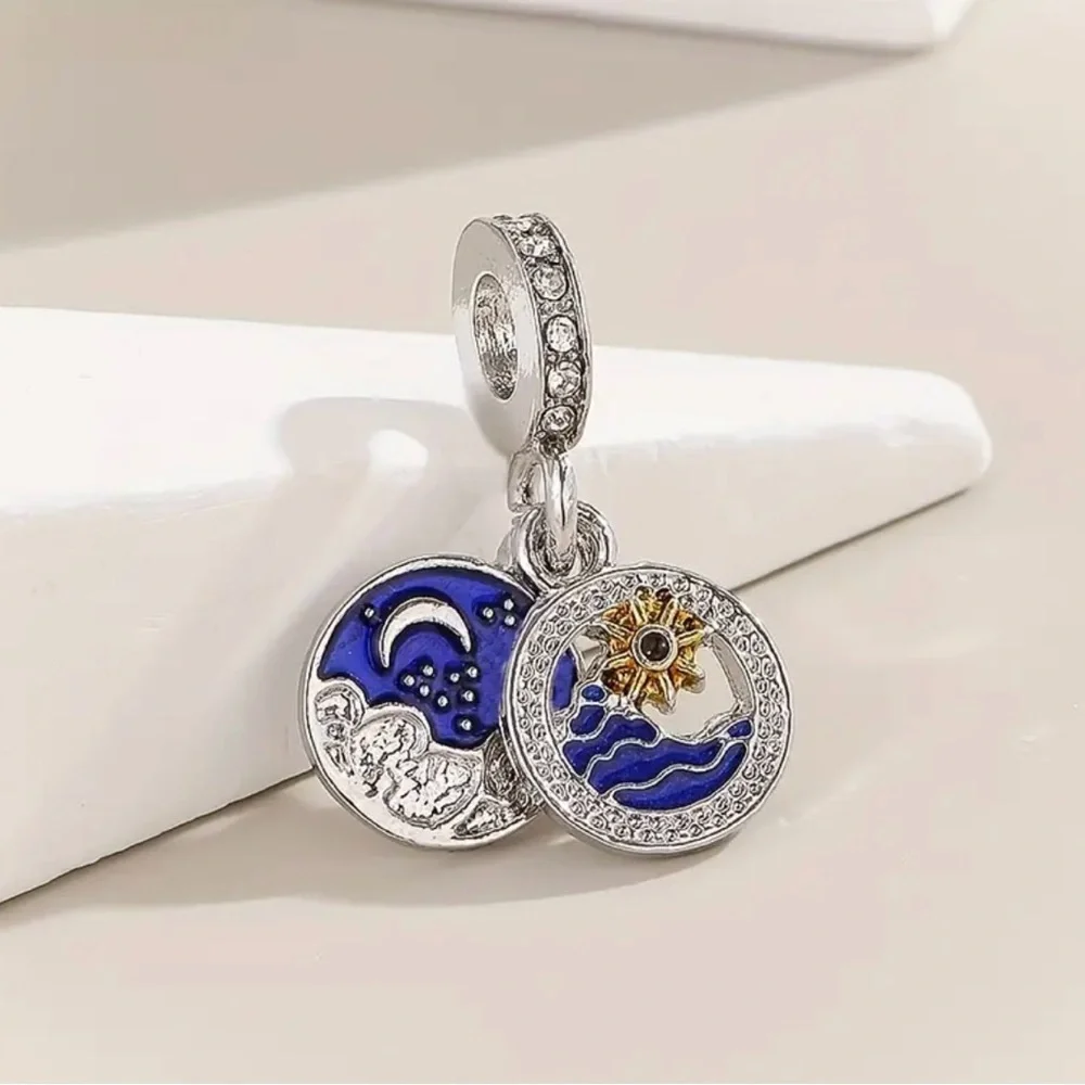 OCEAN NIGHT & DAY CHARM/PENDANT-NEW - Picture 5 of 6